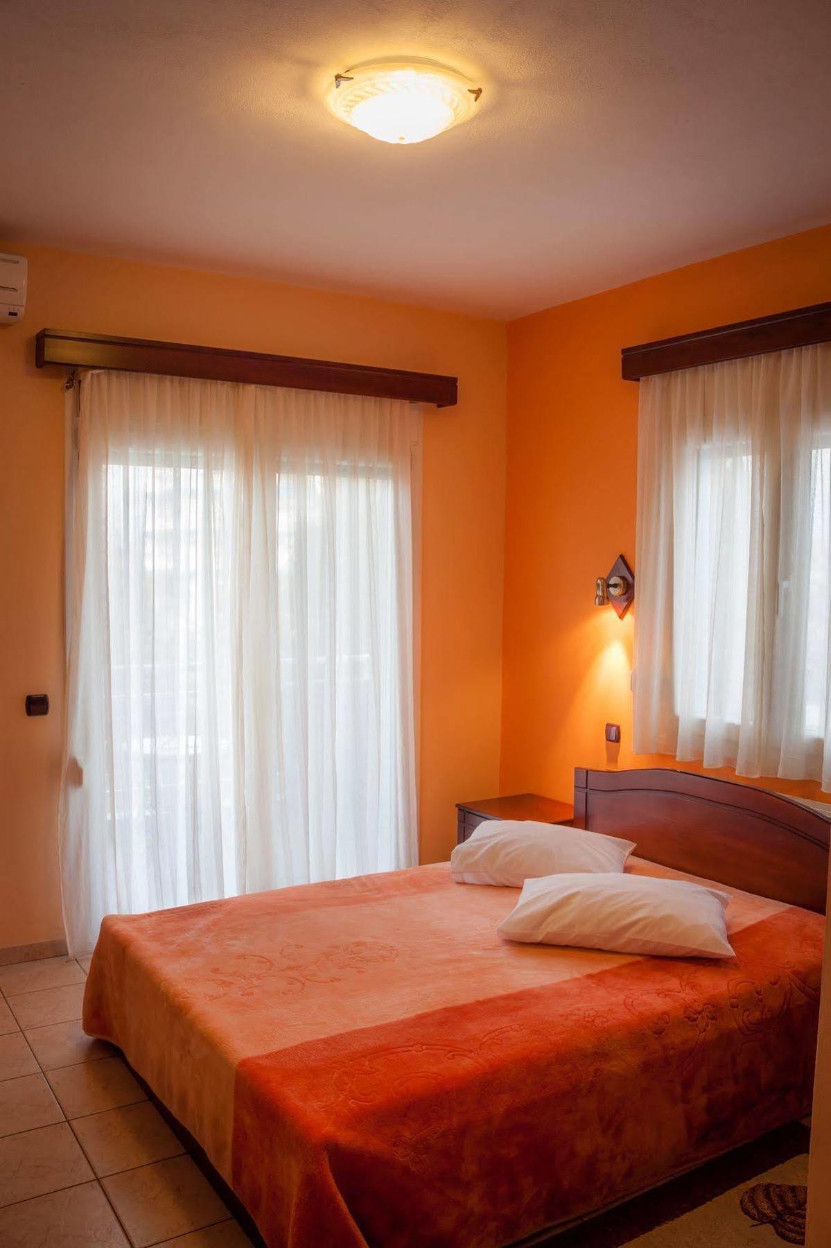 Filippion Hotel Keramotí Buitenkant foto