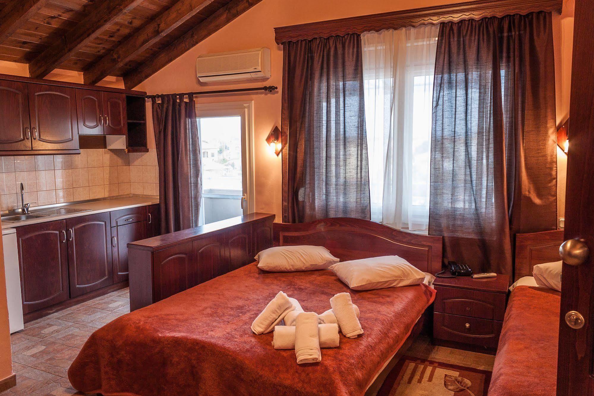 Filippion Hotel Keramotí Buitenkant foto